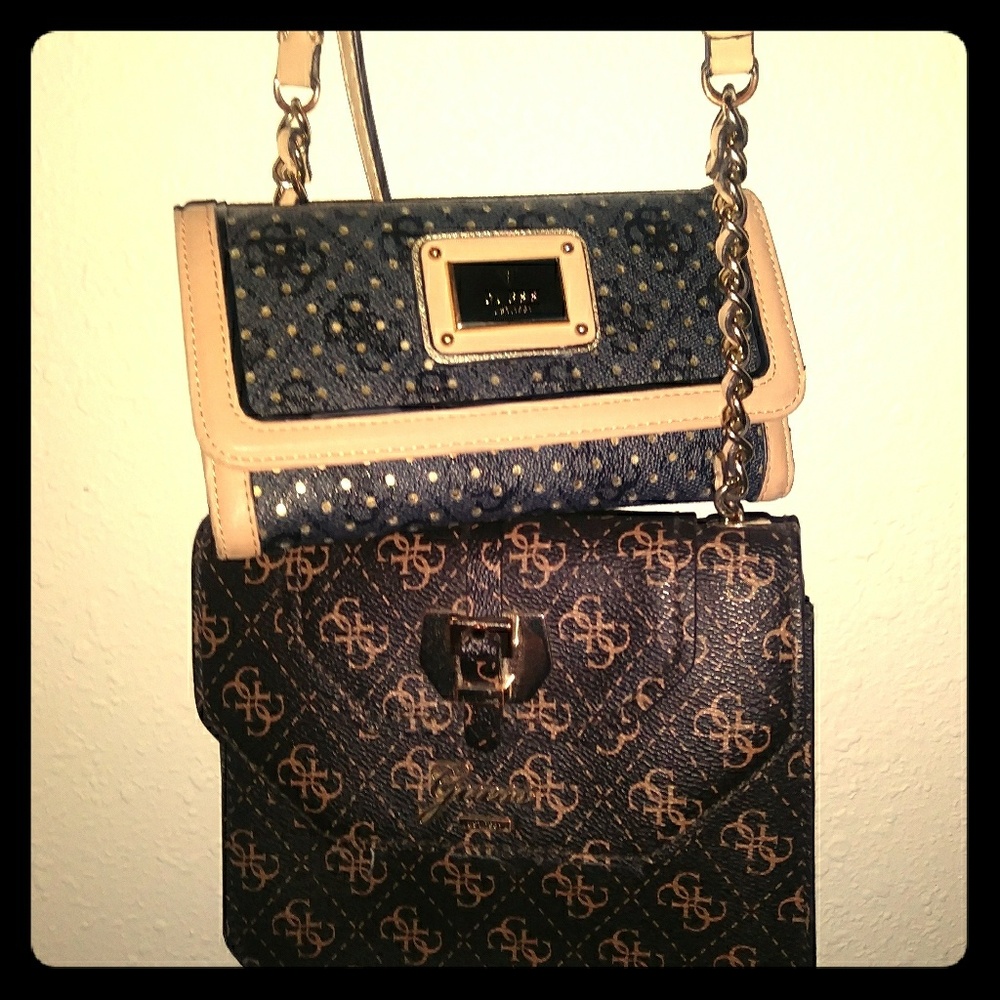 Guess purse with wallet